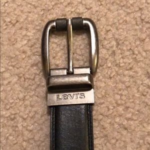 Levis reversable black and brown belt